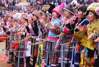 隆林坡會:苗族跳坡節(jié)盛世歡騰