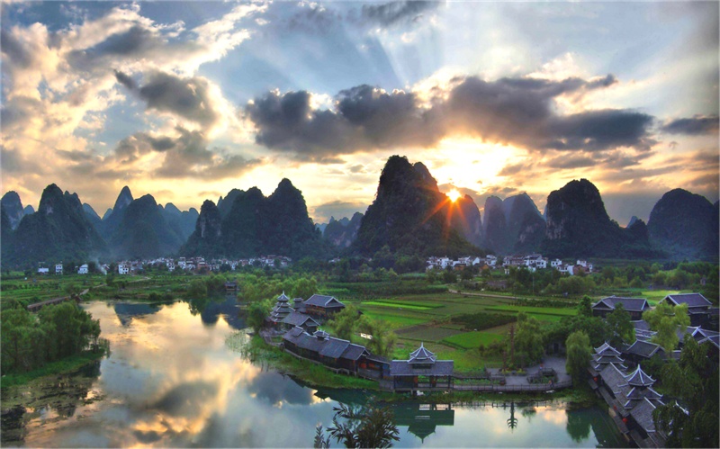 廣西柳州:山水之間演繹工業(yè)城市旅游熱_央廣網(wǎng)